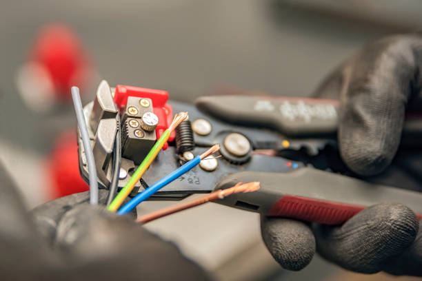 Best Electrician Near Me  in Pleasant Run, OH